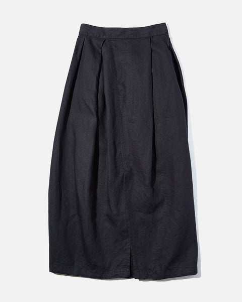Engineered Garments Tuck Skirt in Navy Linen Twill blues store www.bluesstore.co