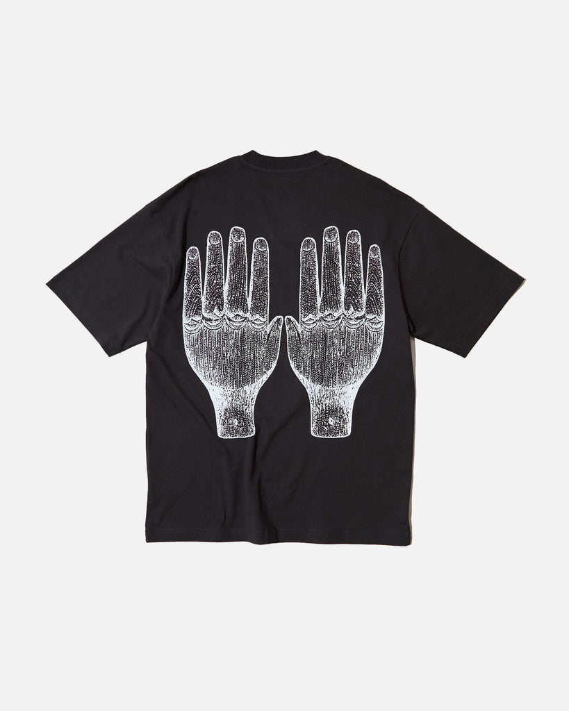 The Trilogy Tapes Face Figures Hands T-shirt in Black blues store www.bluesstore.co