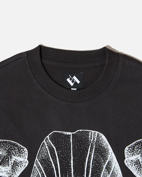 The Trilogy Tapes Face Figures Hands T-shirt in Black blues store www.bluesstore.co