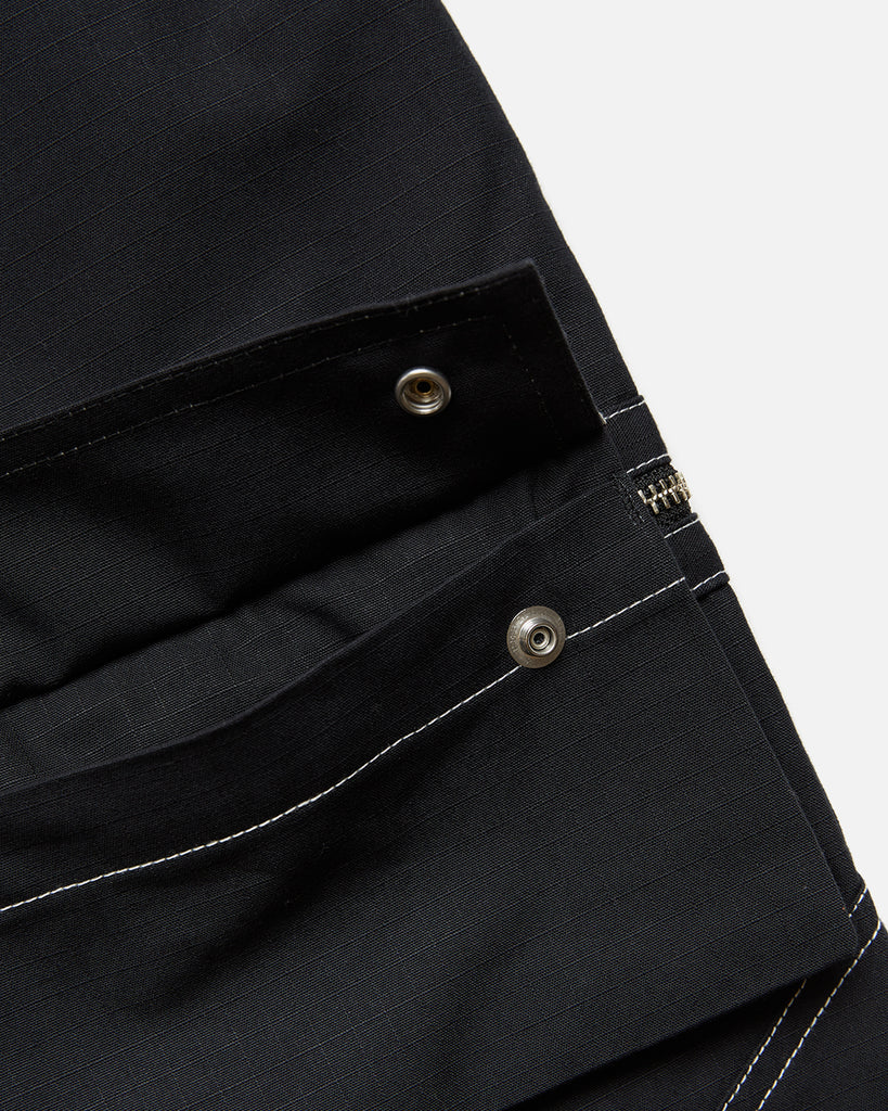Moving Pants Diagonal in Black from the Phingerin Autumn / Winter 2023 blues store www.bluesstore.co