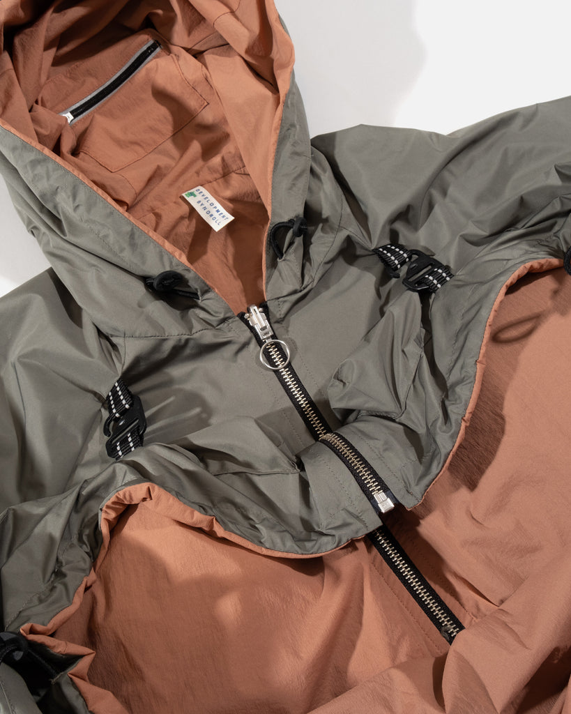 Switch Parka in Orange and Olive from the Noroll Spring / Summer 2023 collection blues store www.bluesstore.co